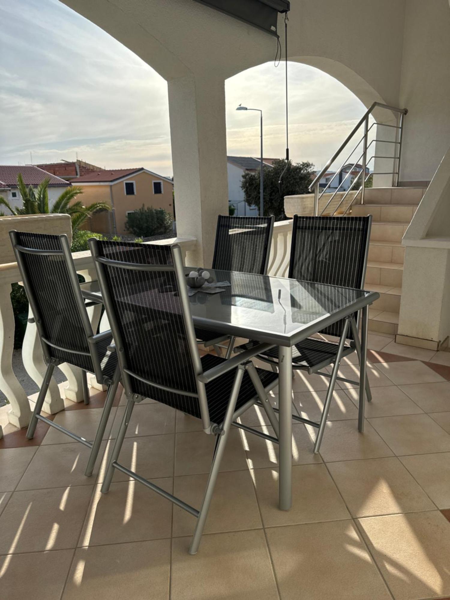 Apartman J&B Apartment Vir Ngoại thất bức ảnh